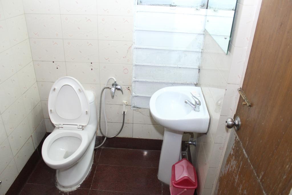 Hotel Bengal International Siliguri Værelse billede