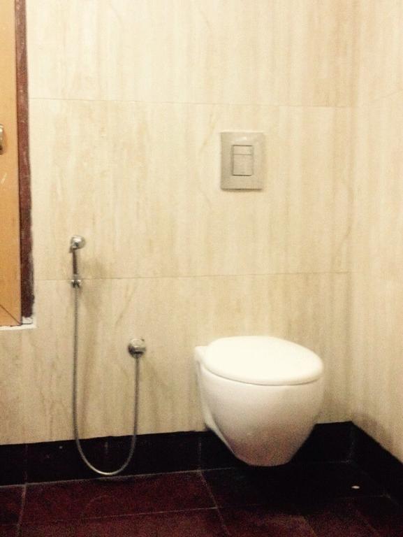 Hotel Bengal International Siliguri Værelse billede