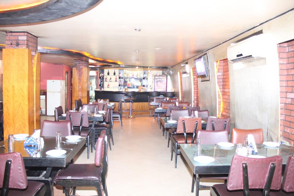 Hotel Bengal International Siliguri Eksteriør billede