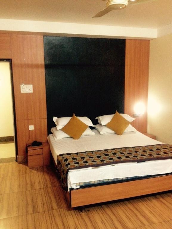 Hotel Bengal International Siliguri Værelse billede