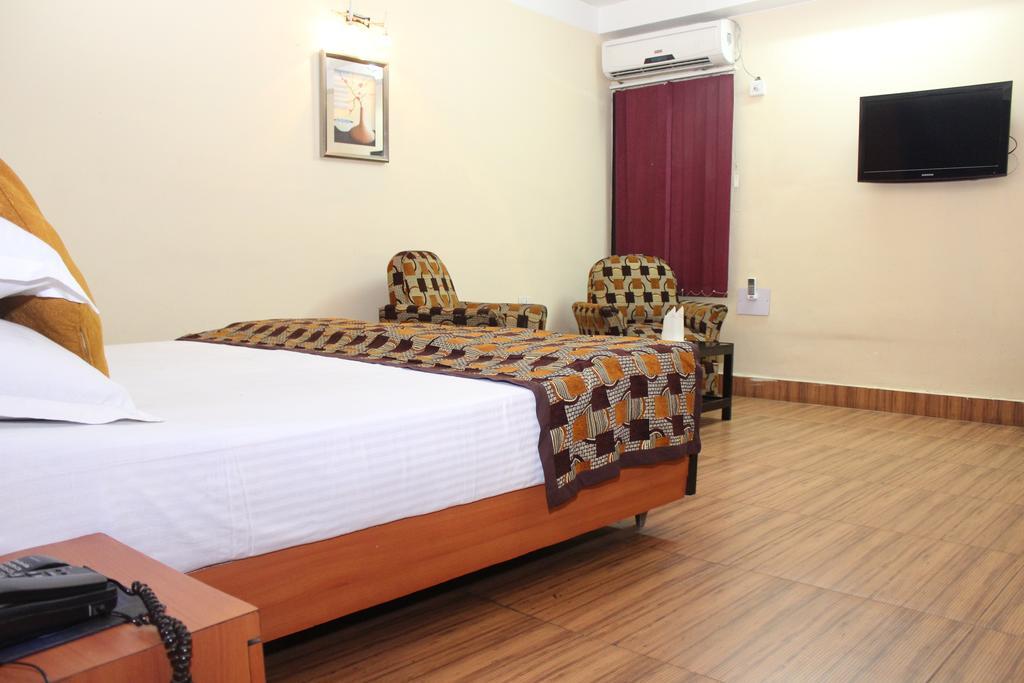 Hotel Bengal International Siliguri Værelse billede
