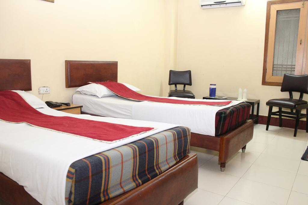 Hotel Bengal International Siliguri Værelse billede